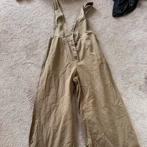 Linen jumpsuit- worn very little. Good condition and very cute